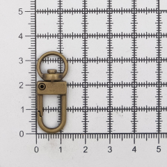 ГД15089 Карабин с кольцом 10мм, бронза